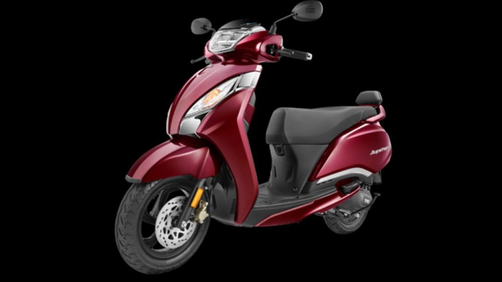 TVS Jupiter : जबरदस्त फीचर और कम कीमत के साथ लॉन्च की टीवीएस जूपिटर ने नई स्कूटी
